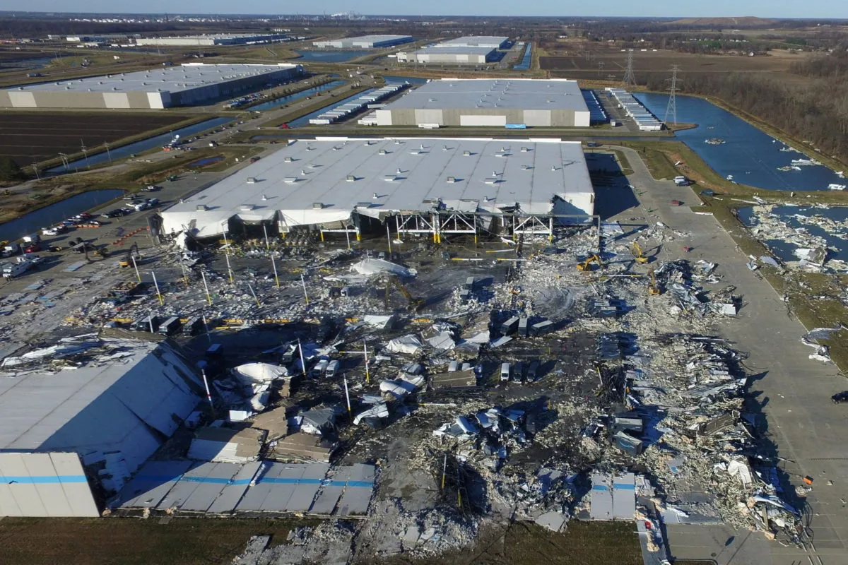 Commercial Tornado Damage Roof Repair in Elgin, IL