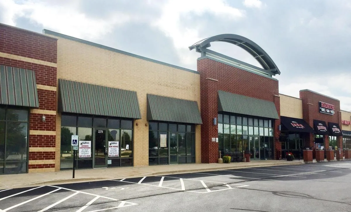 Commercial Roofing in Carpentersville Randall Road Corridor, Carpentersville, IL