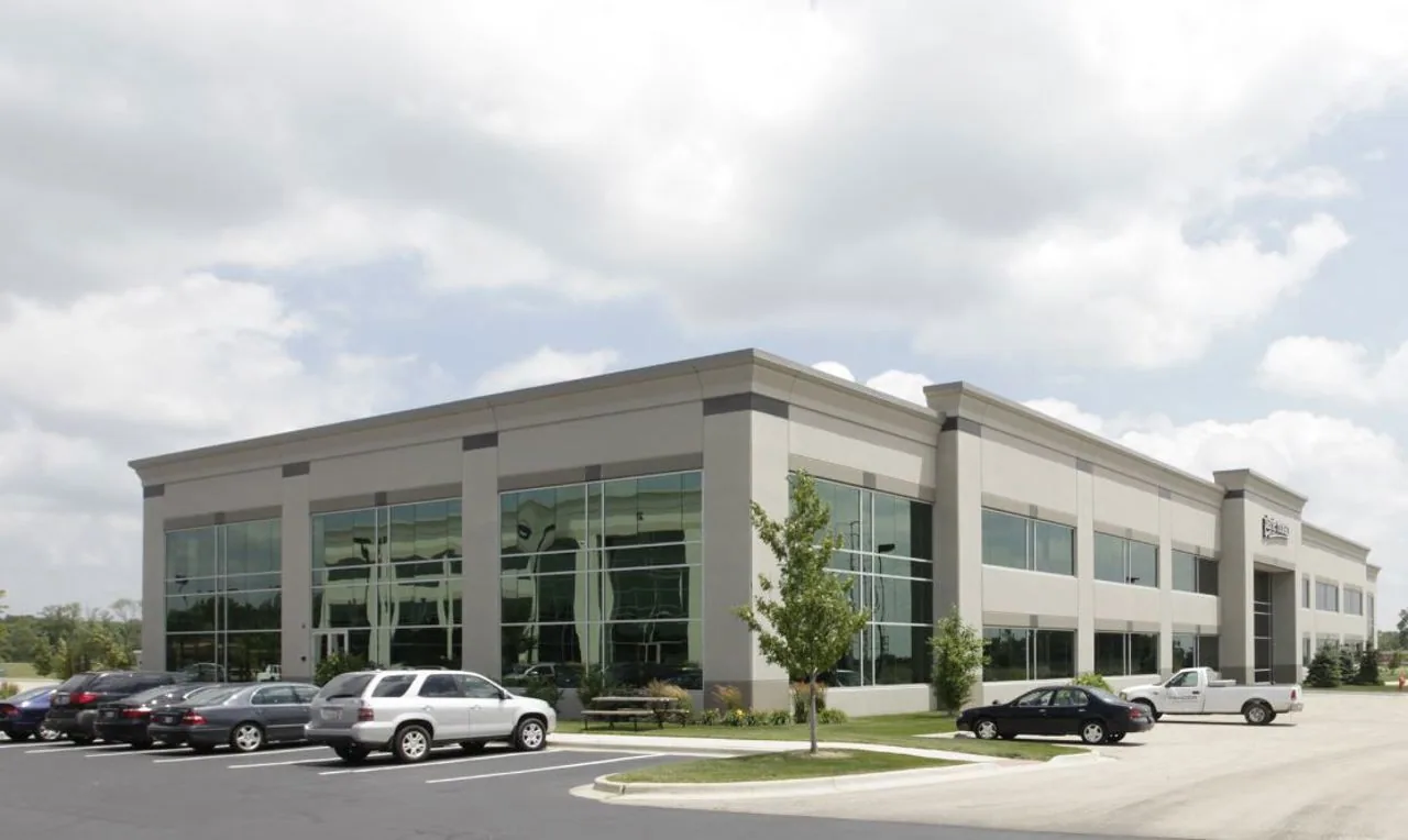 Commercial Roofing in Randall Point Executive Center, Elgin, IL