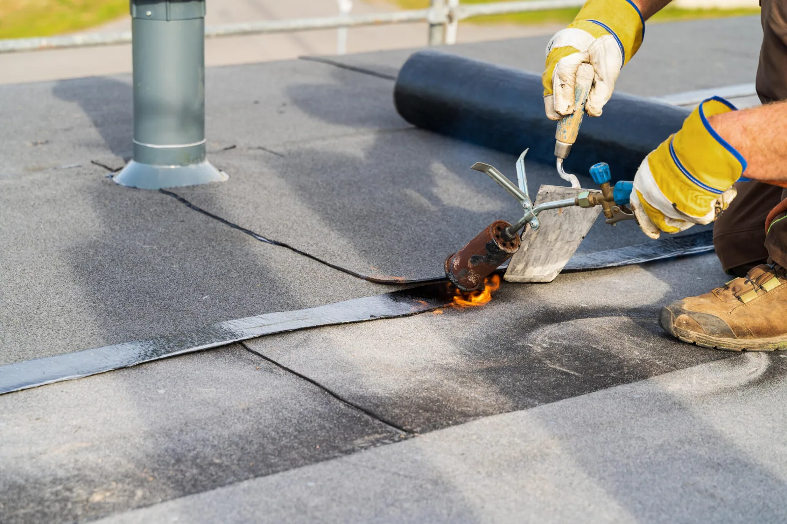 Commercial Roof Leak Repair in Elgin, IL
